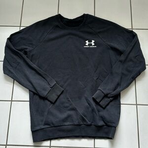 Black Under Armour crewneck
